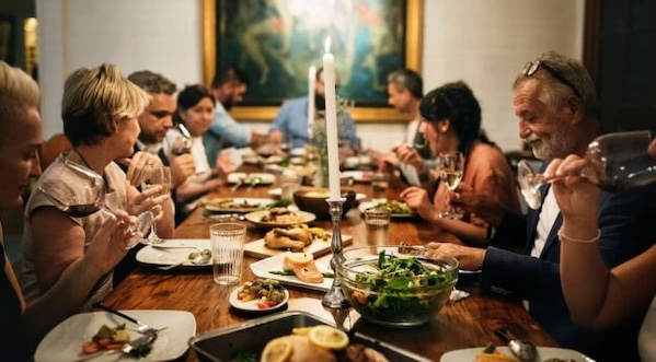 the connections retreat dining